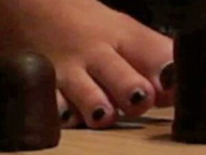 MollySun Porno Video: Süßer Fuß!!